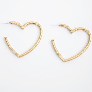 ESTHER WORN METAL HEART HOOPS GOLD NEW